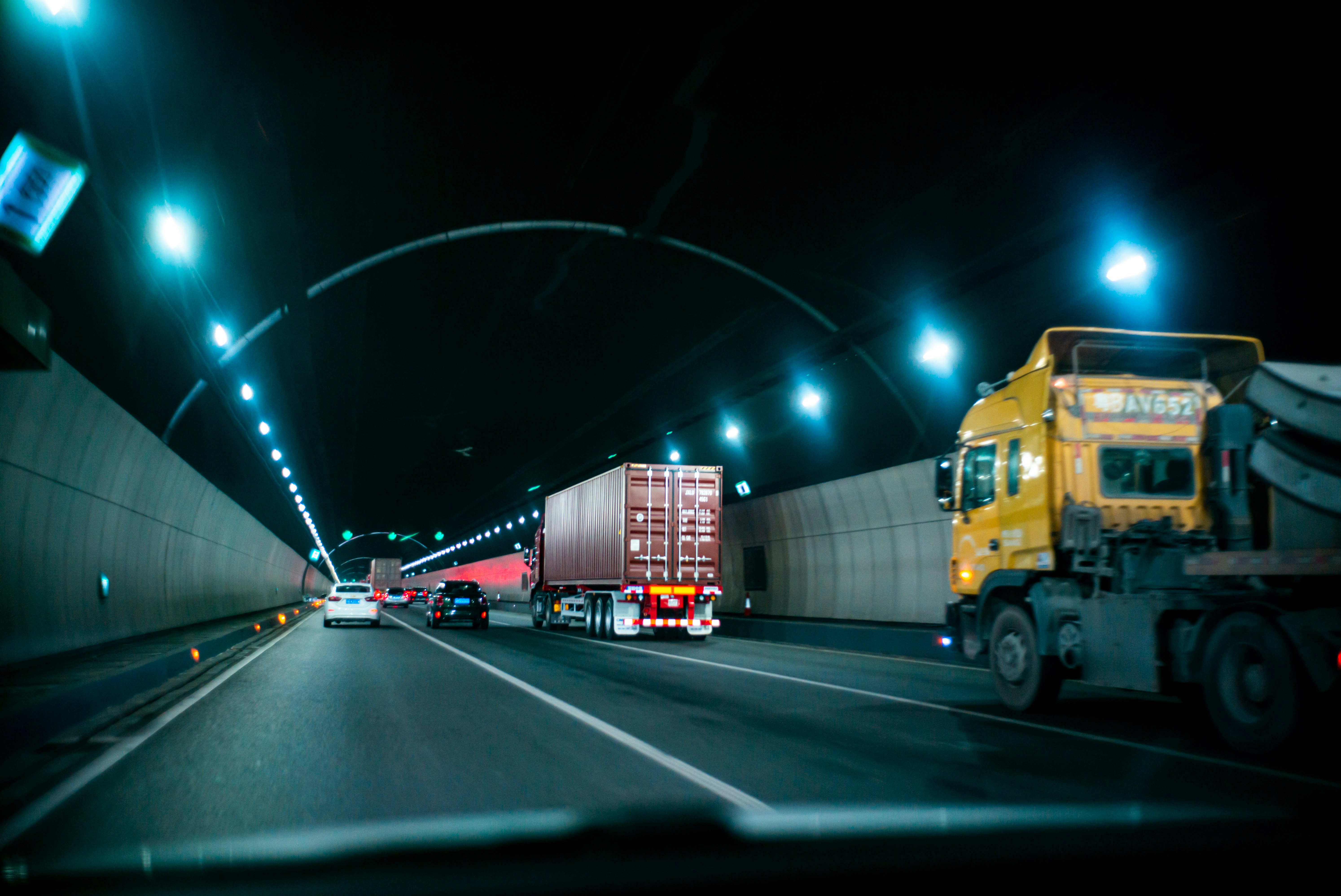 LogiHub